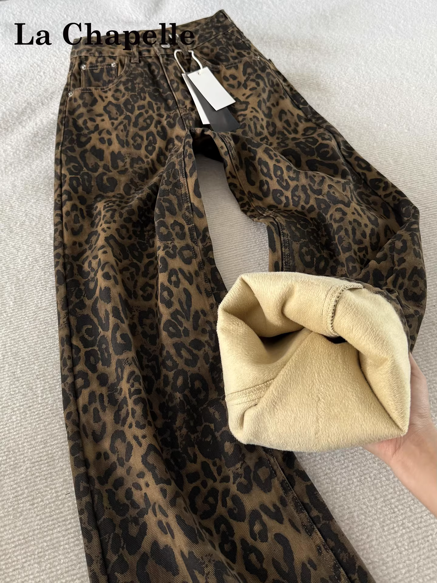 Quần jeans ống rộng lưng cao dày dặn lót lông cừu La Chapelle dành cho nữ, mẫu mới thu đông 2025, họa tiết da báo, dáng rộng thẳng