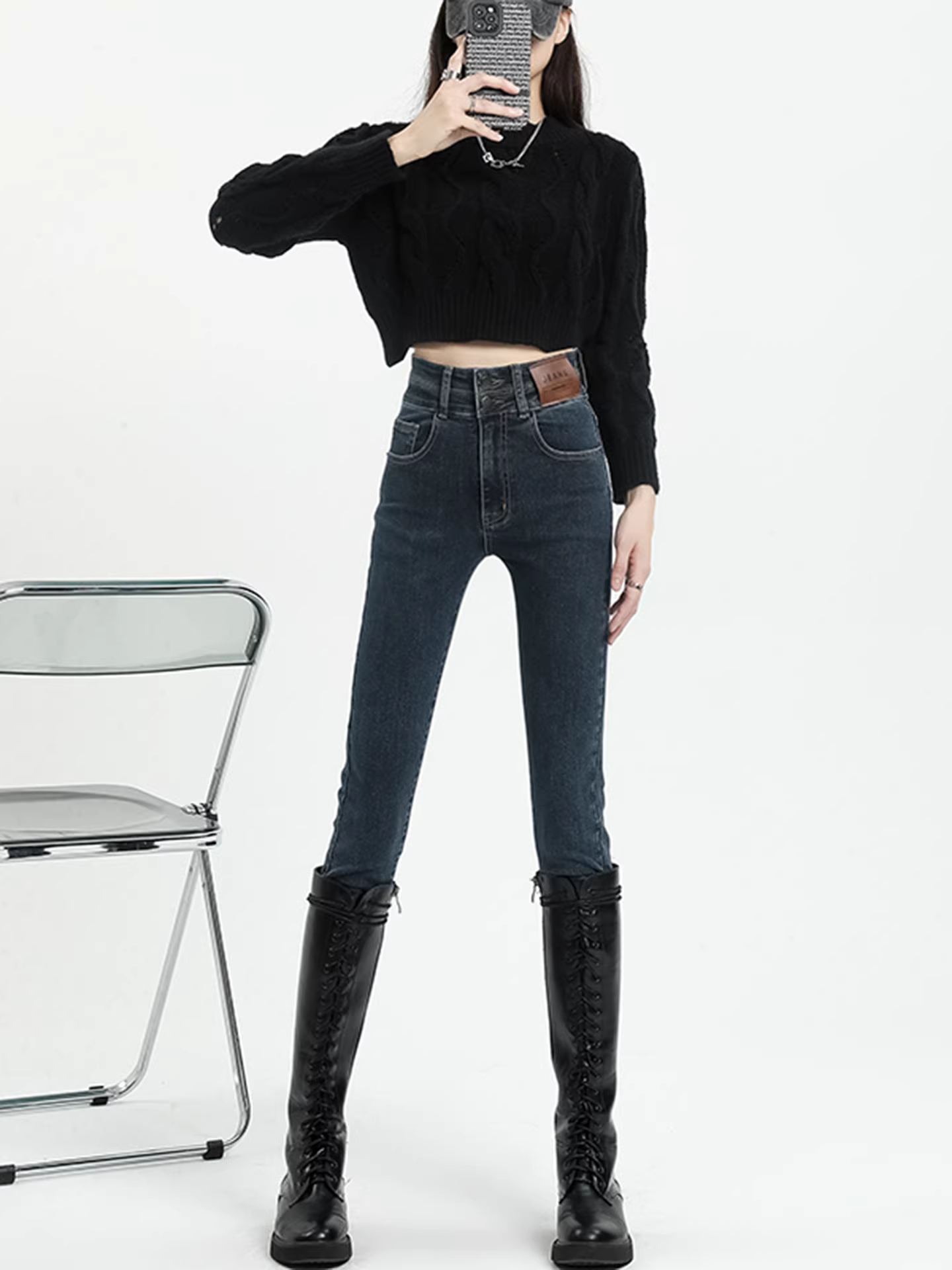 Quần jean nữ La Chapelle kiểu dáng ôm sát, lót lông dày, chất liệu dày dặn, kiểu dáng mới thu đông 2025.