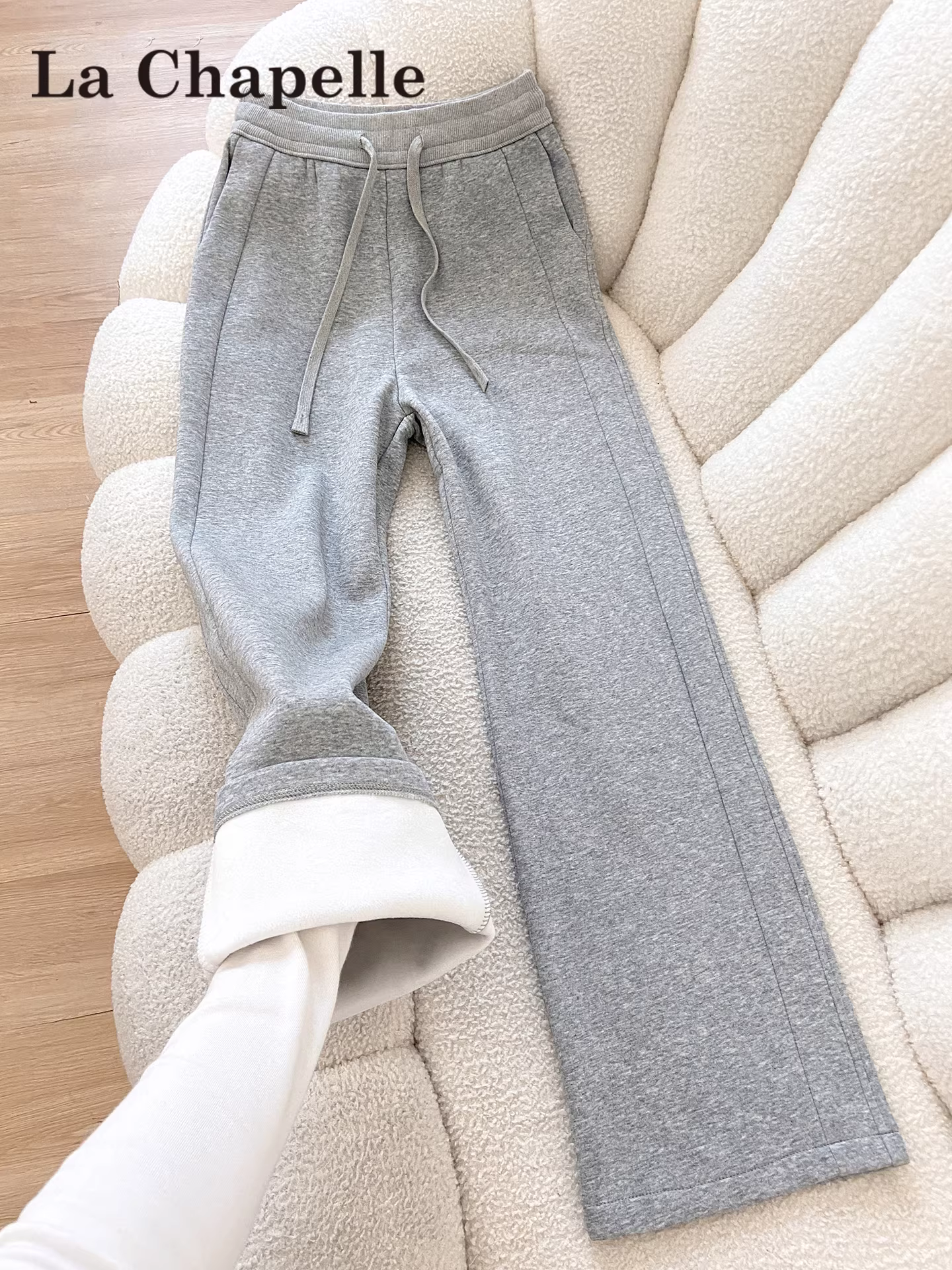 Quần thể thao ống rộng lót lông cừu màu xám La Chapelle dành cho nữ 2025 mới mùa thu đông quần ống rộng lưng cao dáng thẳng