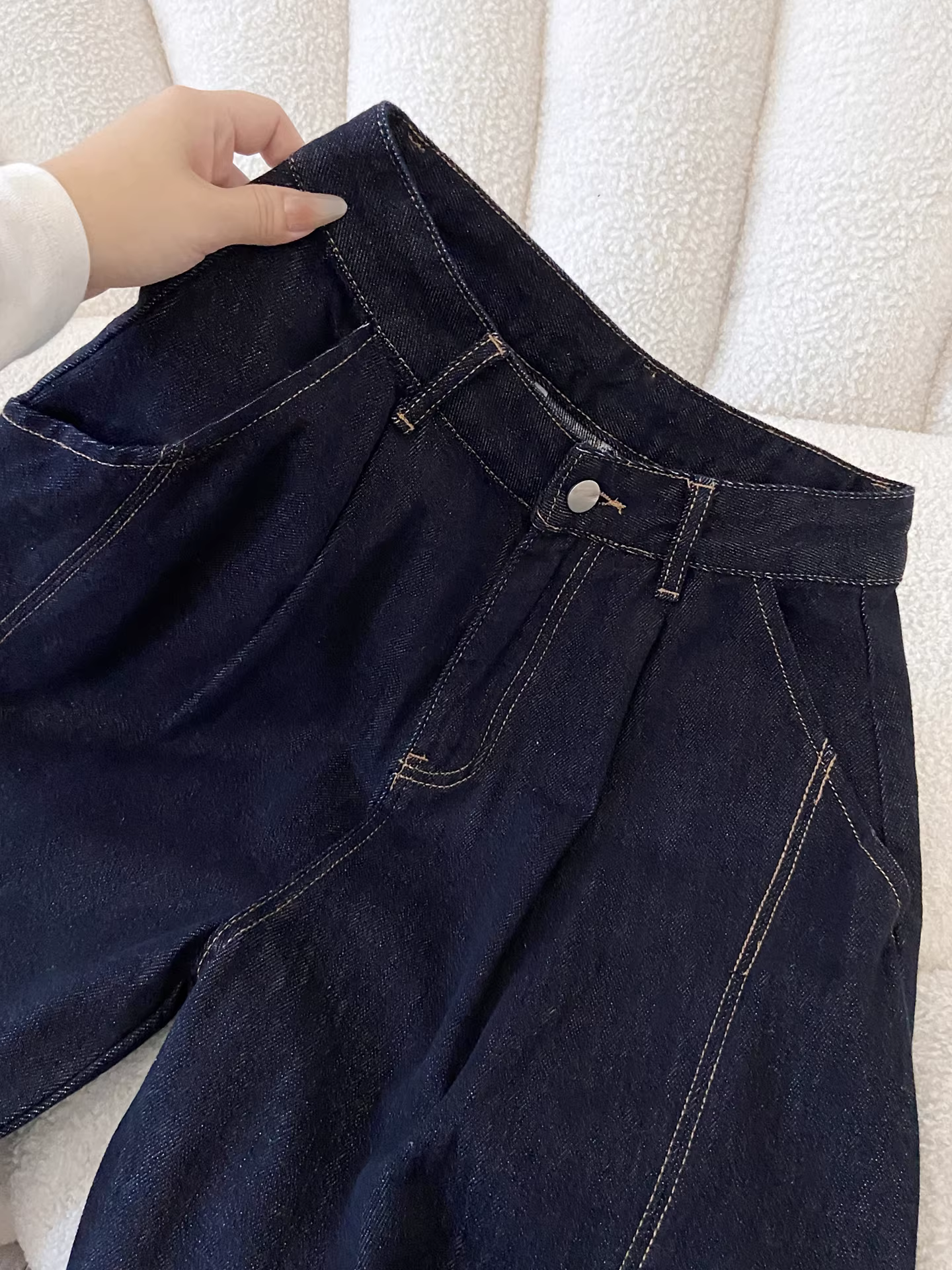 Quần jeans ống rộng màu xanh đậm La Chapelle dành cho nữ, kiểu dáng mới thu đông 2025, phong cách Mỹ, dáng thẳng, rộng rãi.