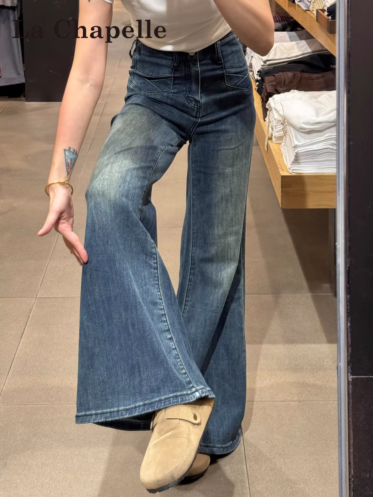 Quần jeans ống loe dày dặn lót lông cừu La Chapelle dành cho nữ, mẫu mới thu đông 2025, không bó sát