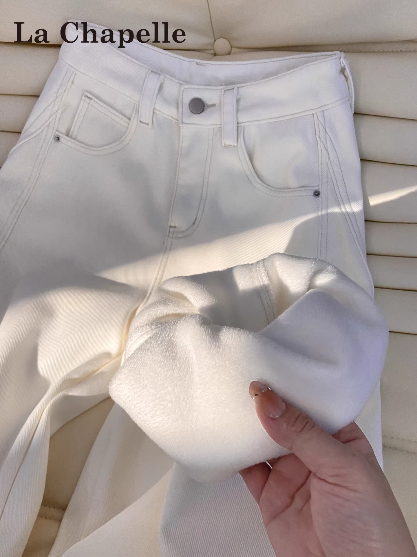 Quần jeans ống rộng dày dặn lót lông trắng La Chapelle dành cho nữ, mùa thu đông 2025, kiểu dáng mới, cạp cao, tôn dáng, thẳng.