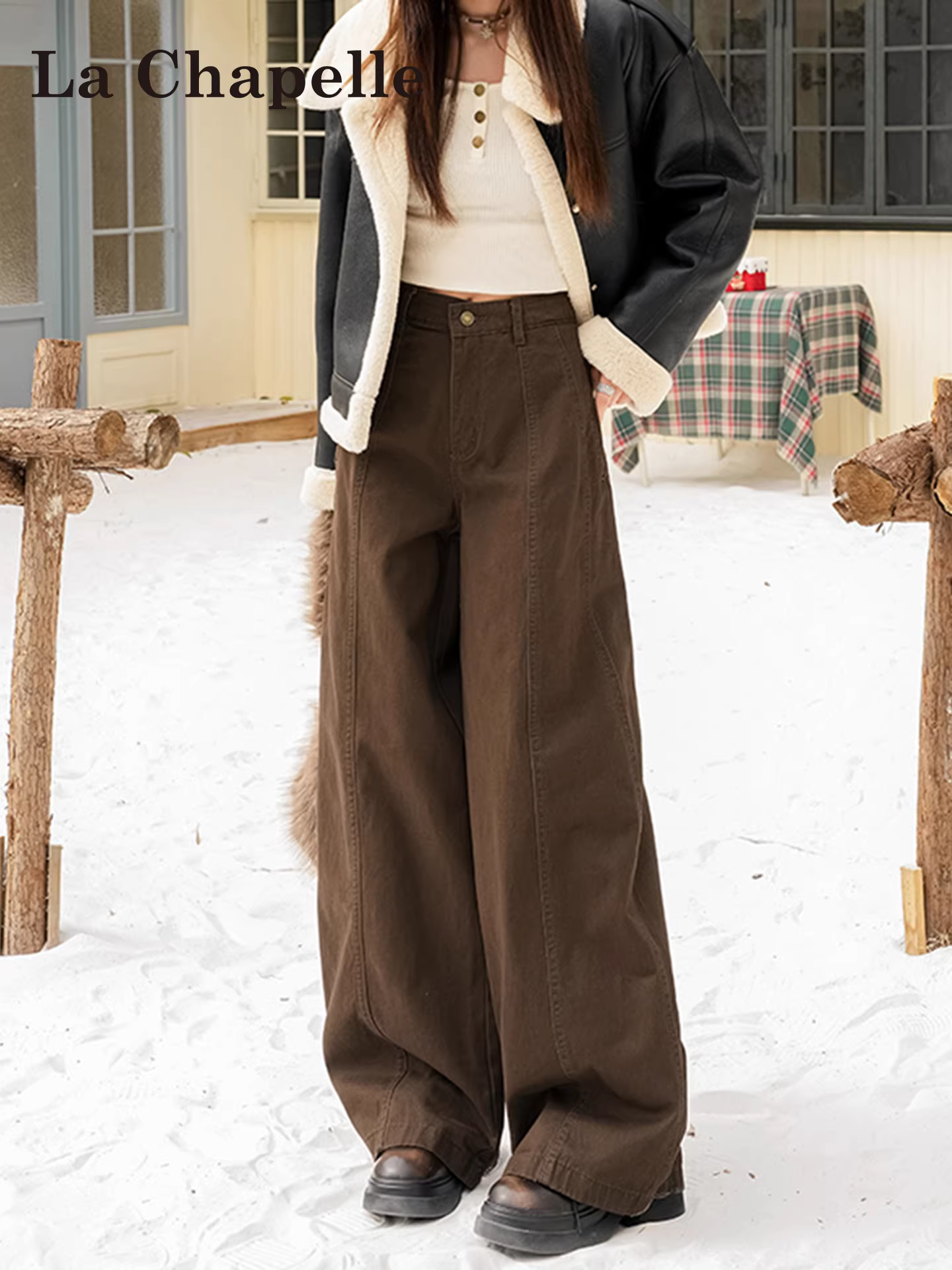 Quần jean ống rộng dày dặn lót lông màu cà phê La Chapelle dành cho nữ, quần ống đứng kiểu Mỹ dáng nhỏ nhắn mới mùa thu đông 2025