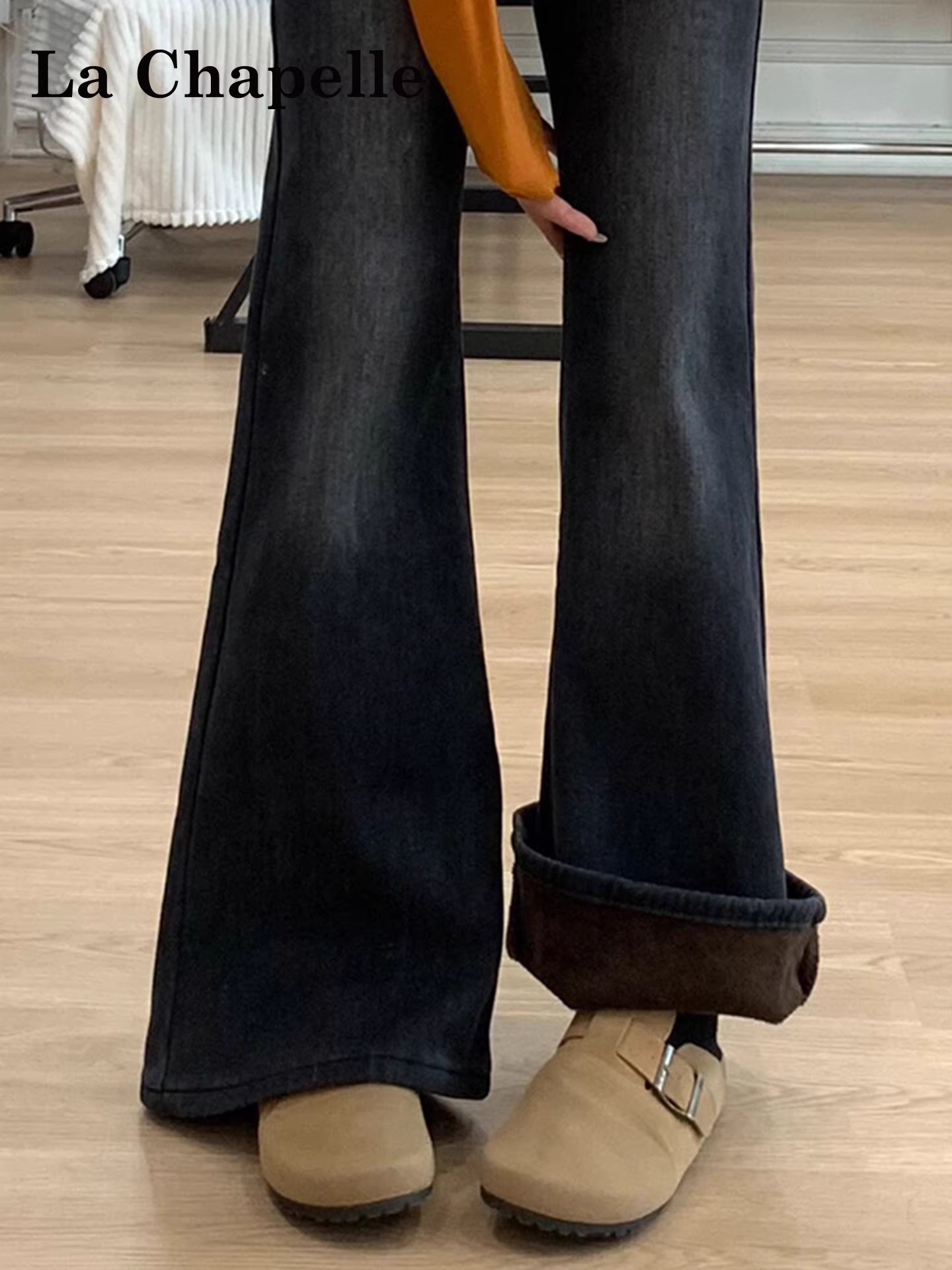 Quần jeans nữ La Chapelle lót lông dày, dáng loe, mùa đông 2025, cạp cao, ôm dáng, kiểu bootcut