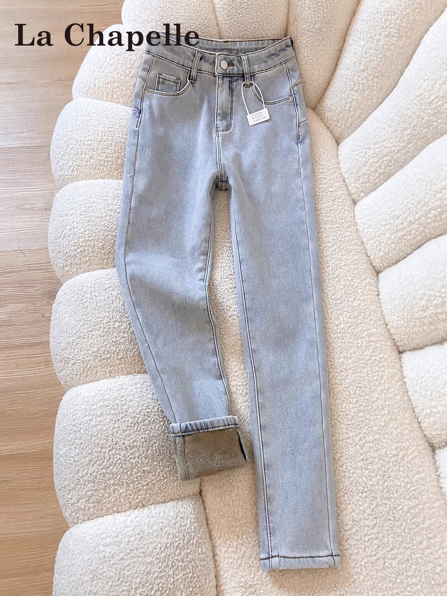 Quần jean nữ La Chapelle màu sáng, lót lông cừu, dày, dáng ôm, kiểu dáng bút chì, mới thu đông 2025