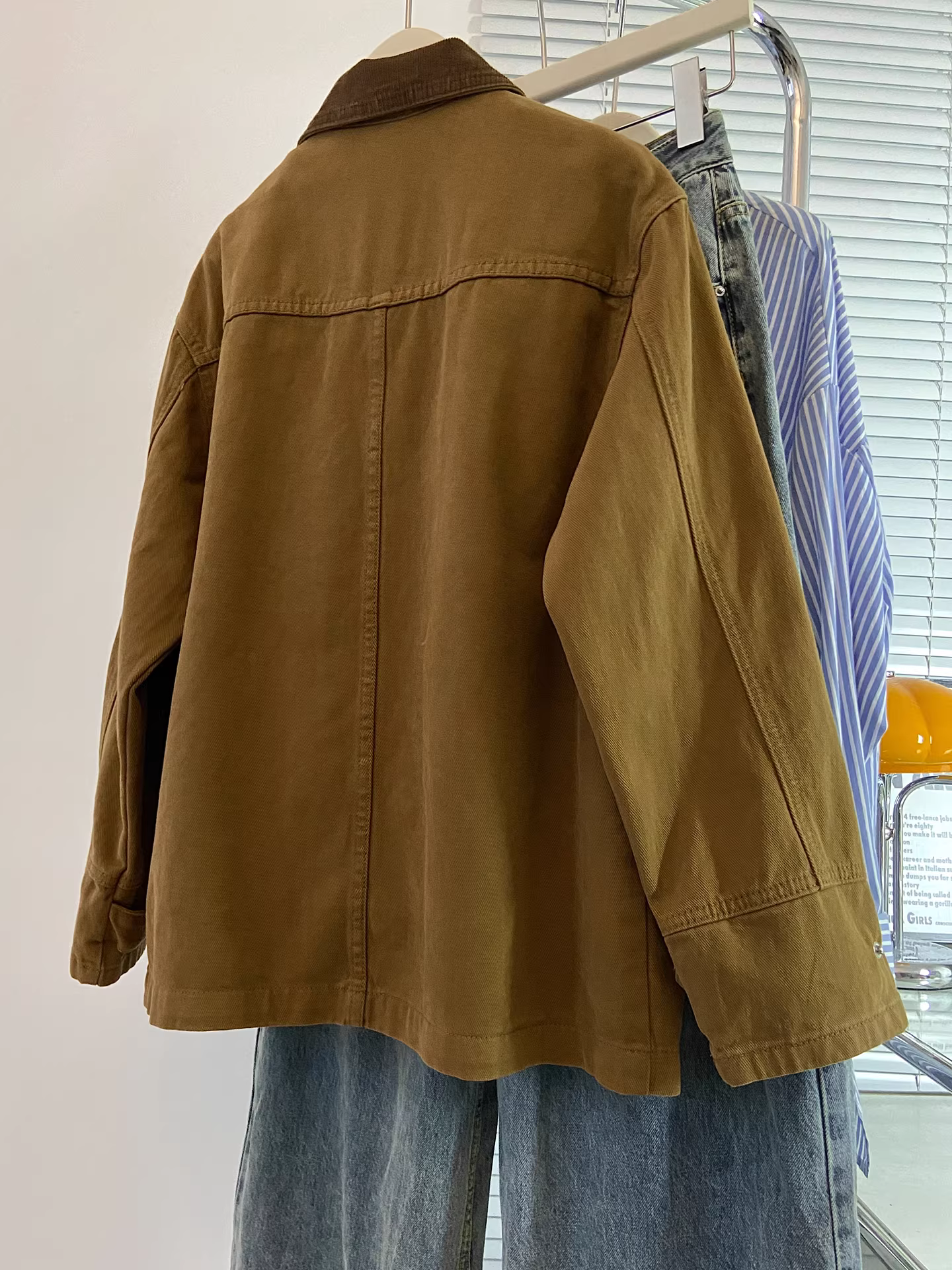 Áo khoác công sở màu kaki La Chapelle dành cho nữ 2025 mới mùa thu đông dáng rộng kiểu Mỹ cổ điển