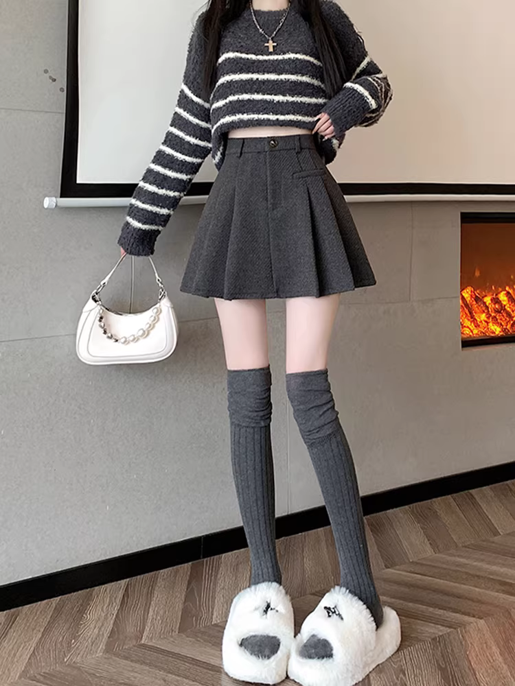 Váy xếp ly len màu xám La Chapelle dành cho nữ, mẫu mới thu đông 2025, cạp cao, dáng chữ A, tôn dáng, ngắn