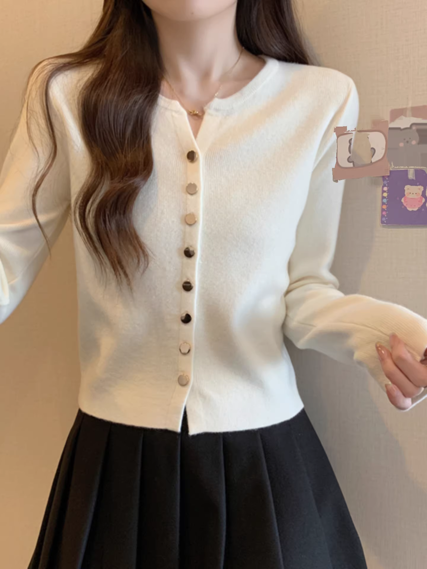 Áo len dệt kim dài tay cổ chữ V màu đen La Chapelle dành cho nữ mùa xuân thu 2025 kiểu dáng mới phong cách lười biếng áo cardigan dệt kim