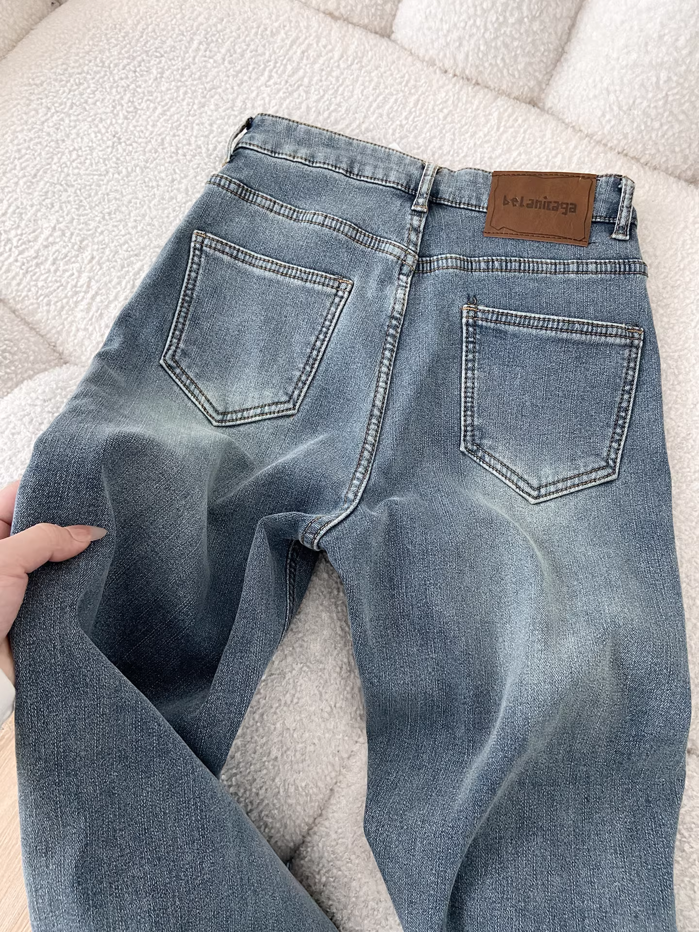 Quần jeans nữ La Chapelle kiểu retro, lót lông dày dặn, mùa thu đông 2025, cạp cao, dáng ôm, ống thẳng