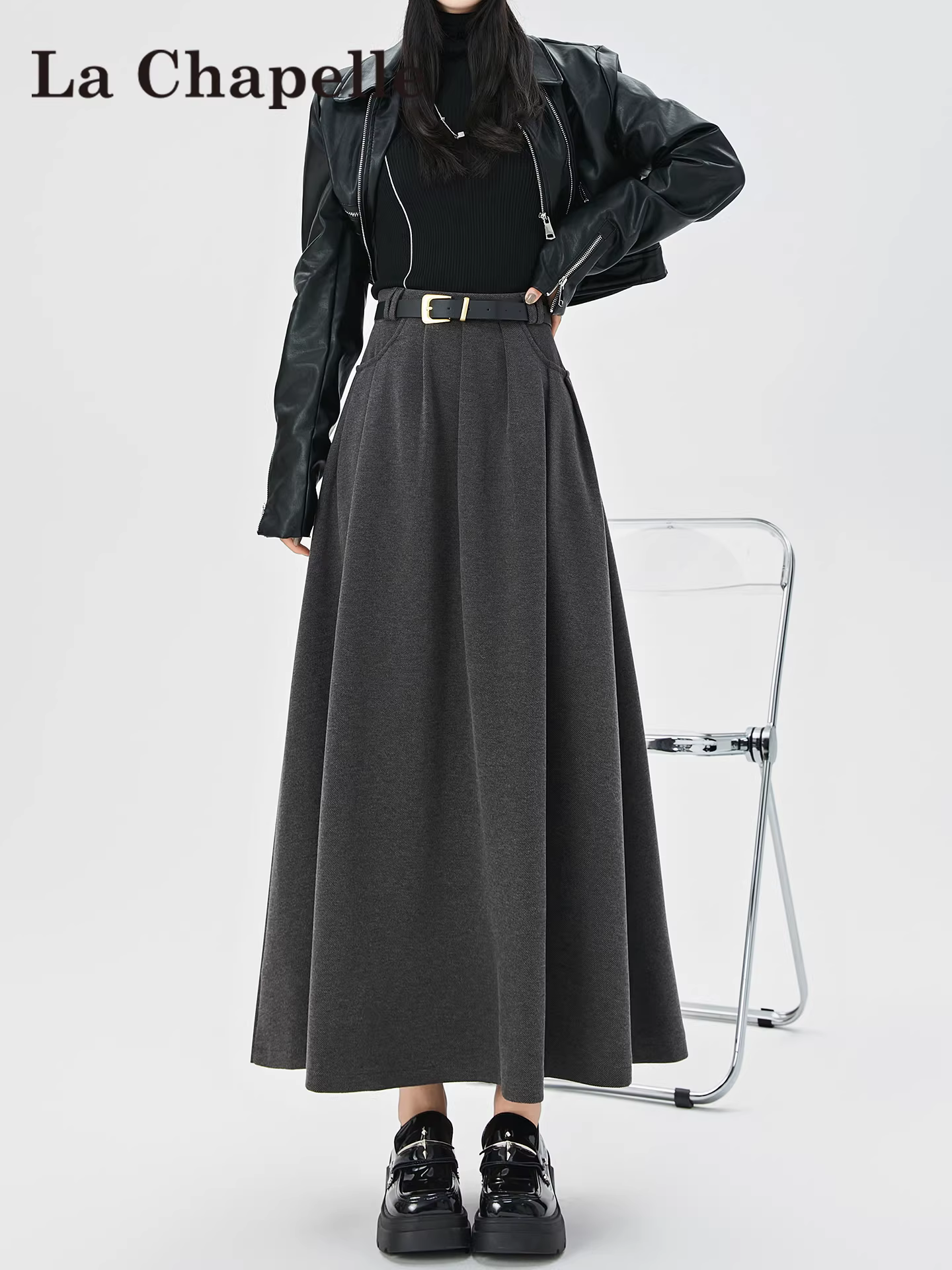 Váy len xám dáng xòe La Chapelle dành cho nữ, mẫu mới thu đông 2025, cạp cao, che hông, tôn dáng, dài qua gối
