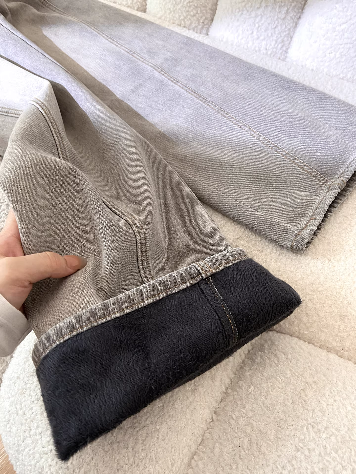 Quần jeans ống rộng lót lông dày La Chapelle dành cho nữ, kiểu dáng retro cao cấp, mùa thu đông 2025