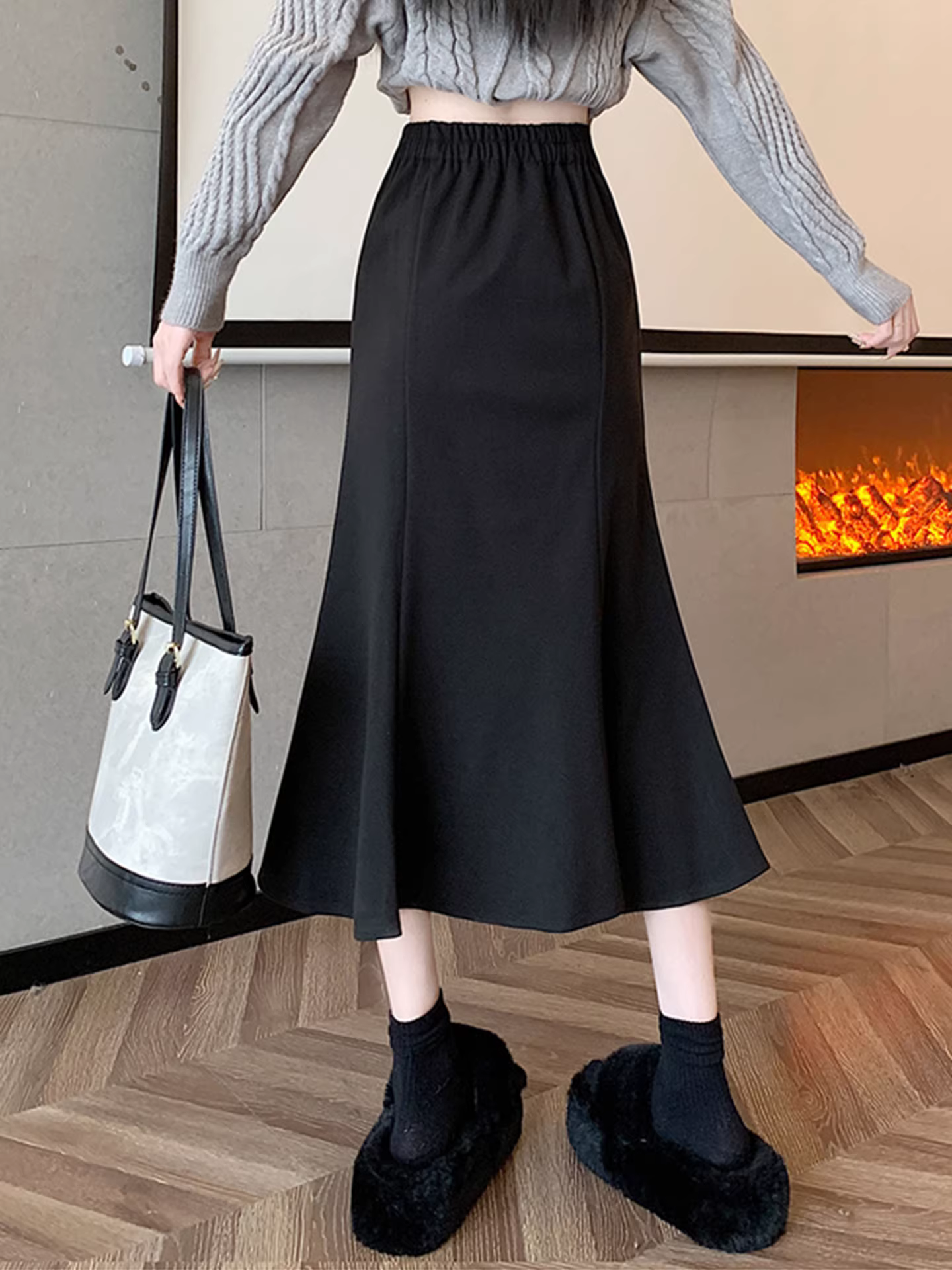 Váy len trắng La Chapelle dành cho nữ, mùa thu đông 2025, kiểu dáng mới, cạp cao, dáng chữ A, đuôi cá, ôm sát, dài ngang đùi