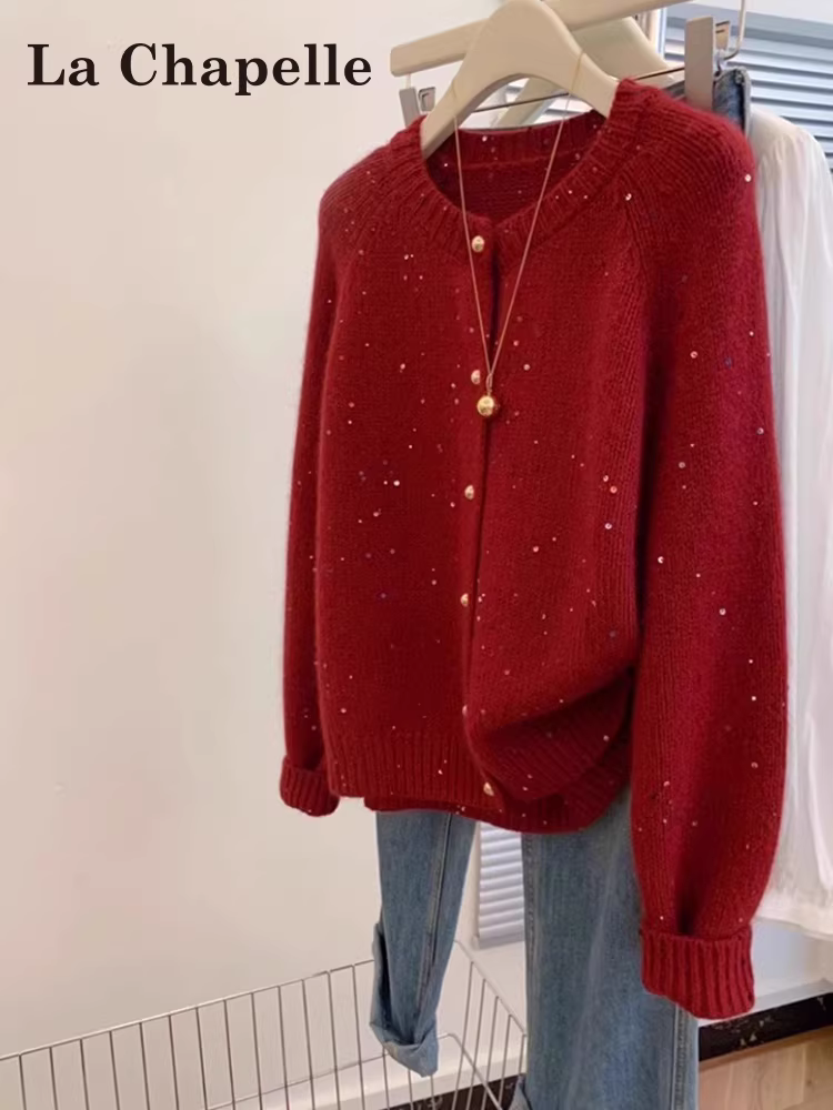 Áo khoác cardigan len dài tay màu đỏ La Chapelle dành cho nữ mùa thu đông 2025 kiểu dáng mới rộng rãi thoải mái
