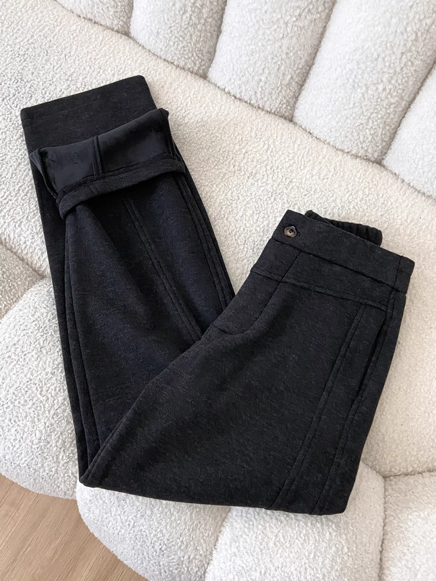 Quần ống rộng dày lót lông màu xám La Chapelle dành cho nữ 2025 mới thu đông quần cạp cao dáng nhỏ gọn kiểu dáng đơn giản