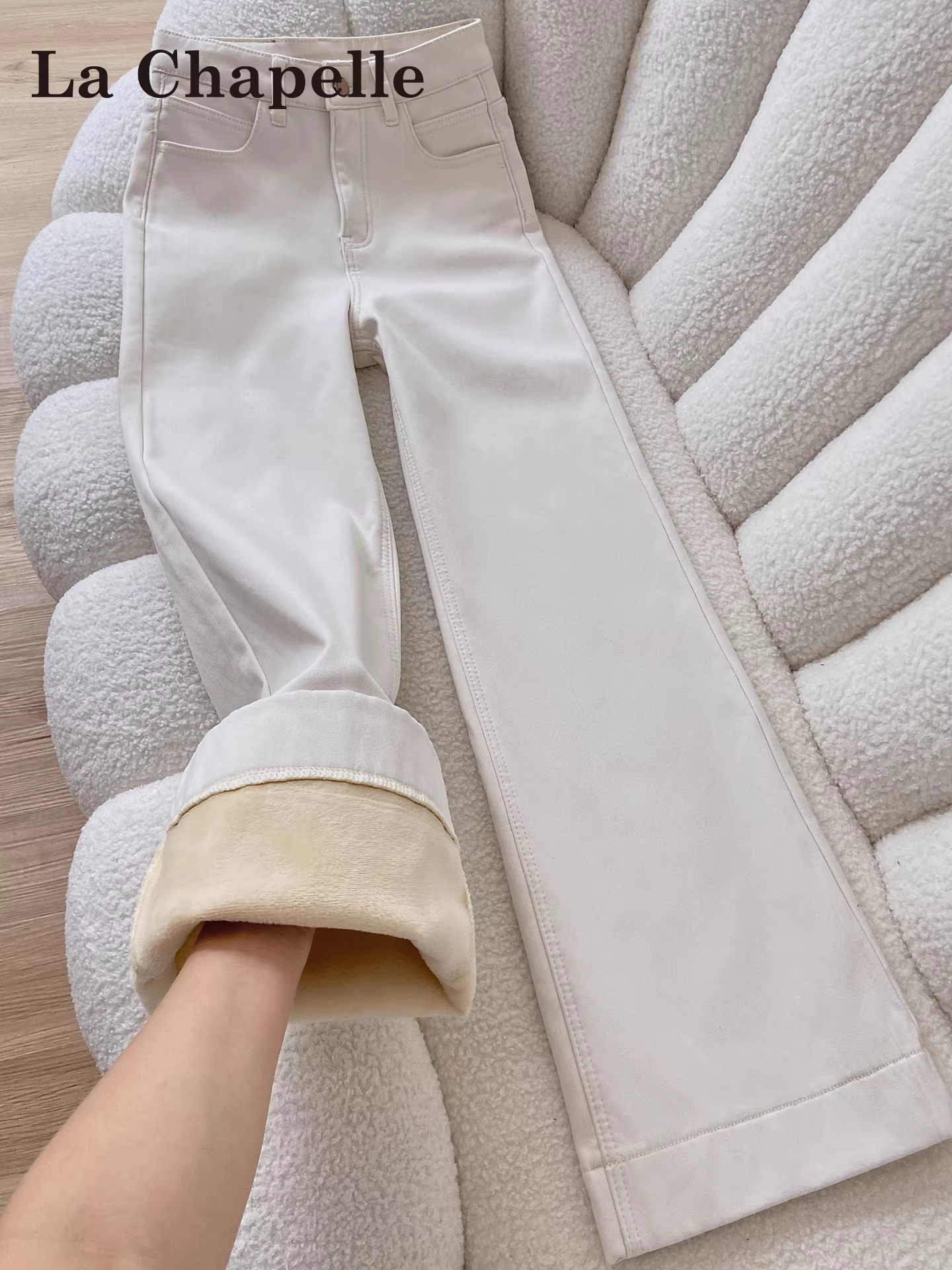 Quần jean ống loe dày lót lông cừu La Chapelle dành cho nữ, kiểu mới thu đông 2025, quần ống chuông lưng cao không bó sát.