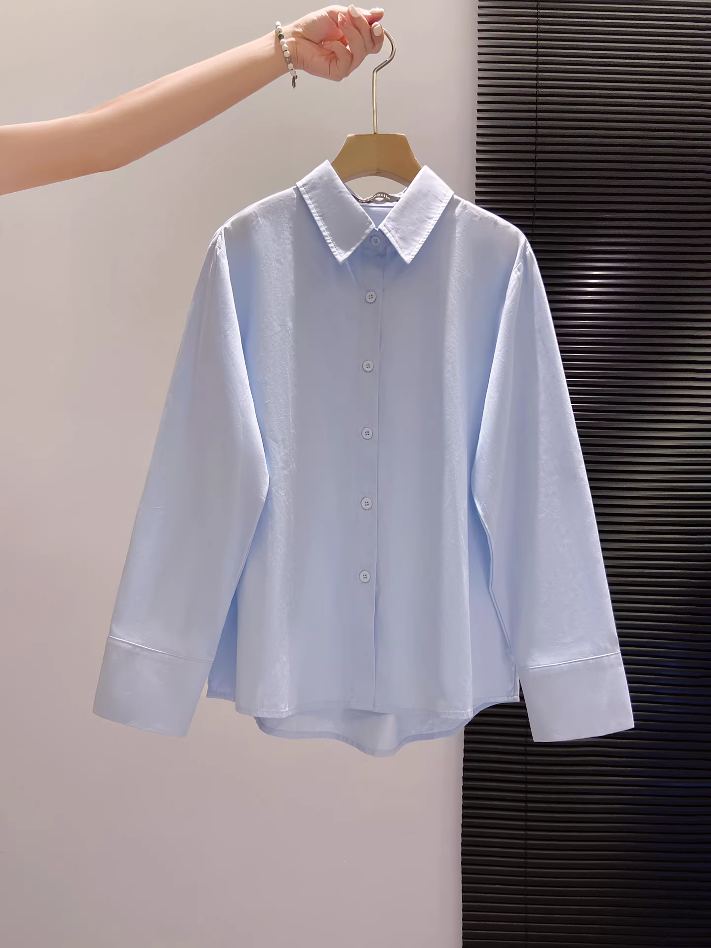 Áo sơ mi dài tay màu xanh La Chapelle dành cho nữ, kiểu mới xuân thu 2025, áo cardigan dáng rộng cổ trụ.