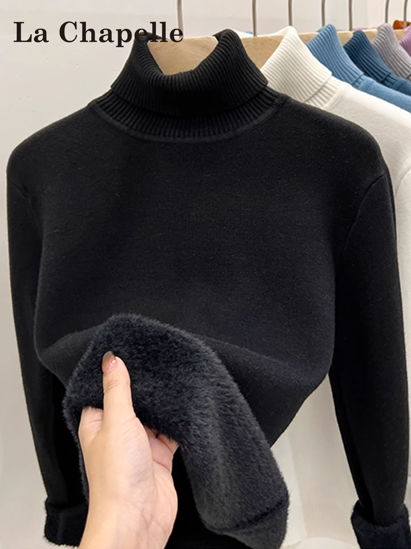 Áo len dệt kim cổ lọ nửa cao màu đen La Chapelle dành cho nữ, mẫu mới thu đông 2025, áo lót dài tay