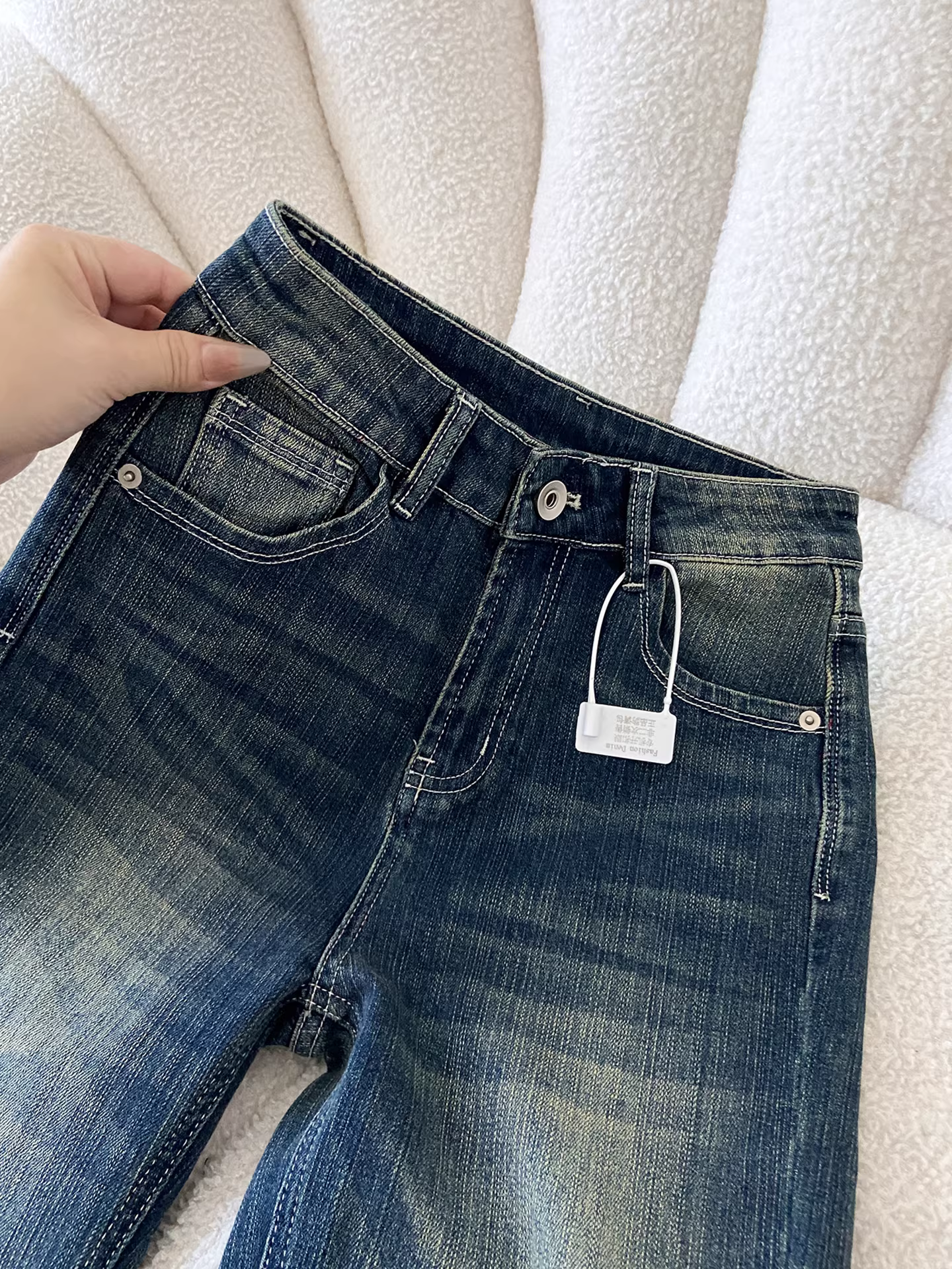 Quần jeans La Chapelle dáng loe co giãn dành cho nữ, mẫu mới thu đông 2025, cạp cao, ôm dáng, kiểu chuông, size nhỏ nhắn