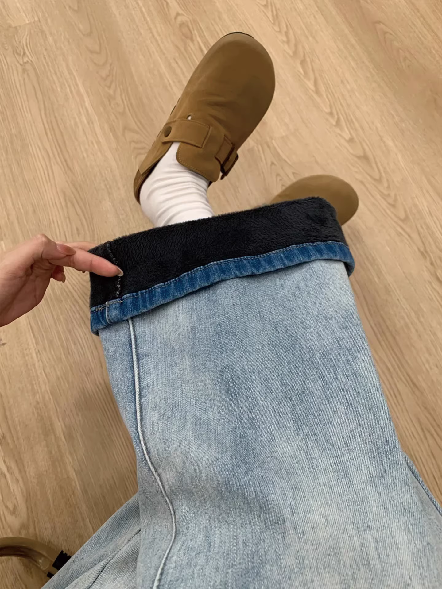 Quần jeans ống loe dày dặn lót lông cừu La Chapelle dành cho nữ, mẫu mới thu đông 2025, kiểu dáng ôm dáng, cạp cao