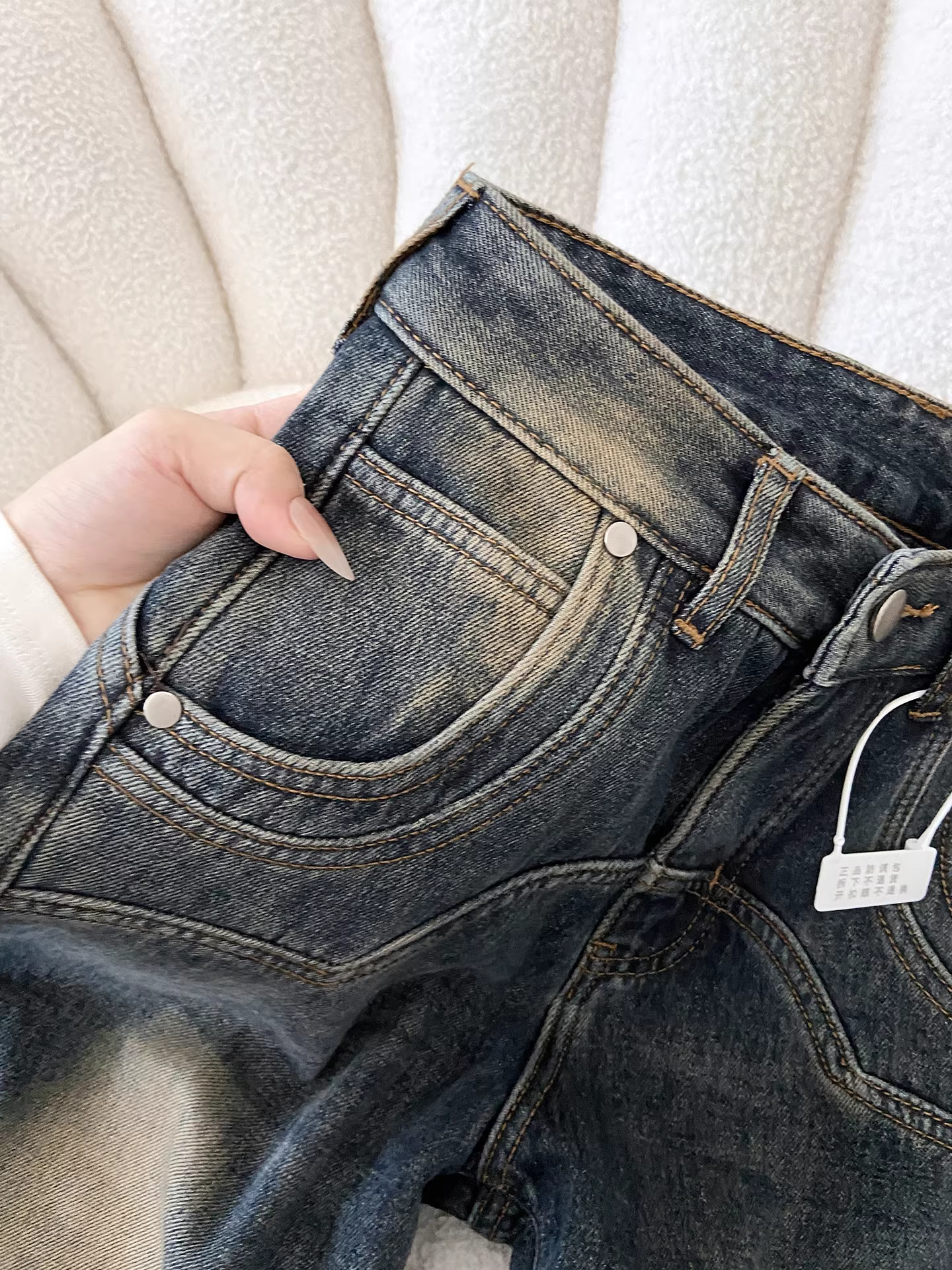 Quần jeans nữ La Chapelle kiểu dáng retro, lót lông dày, ống loe, mùa thu đông 2025, cạp cao, ôm dáng, kiểu chuông