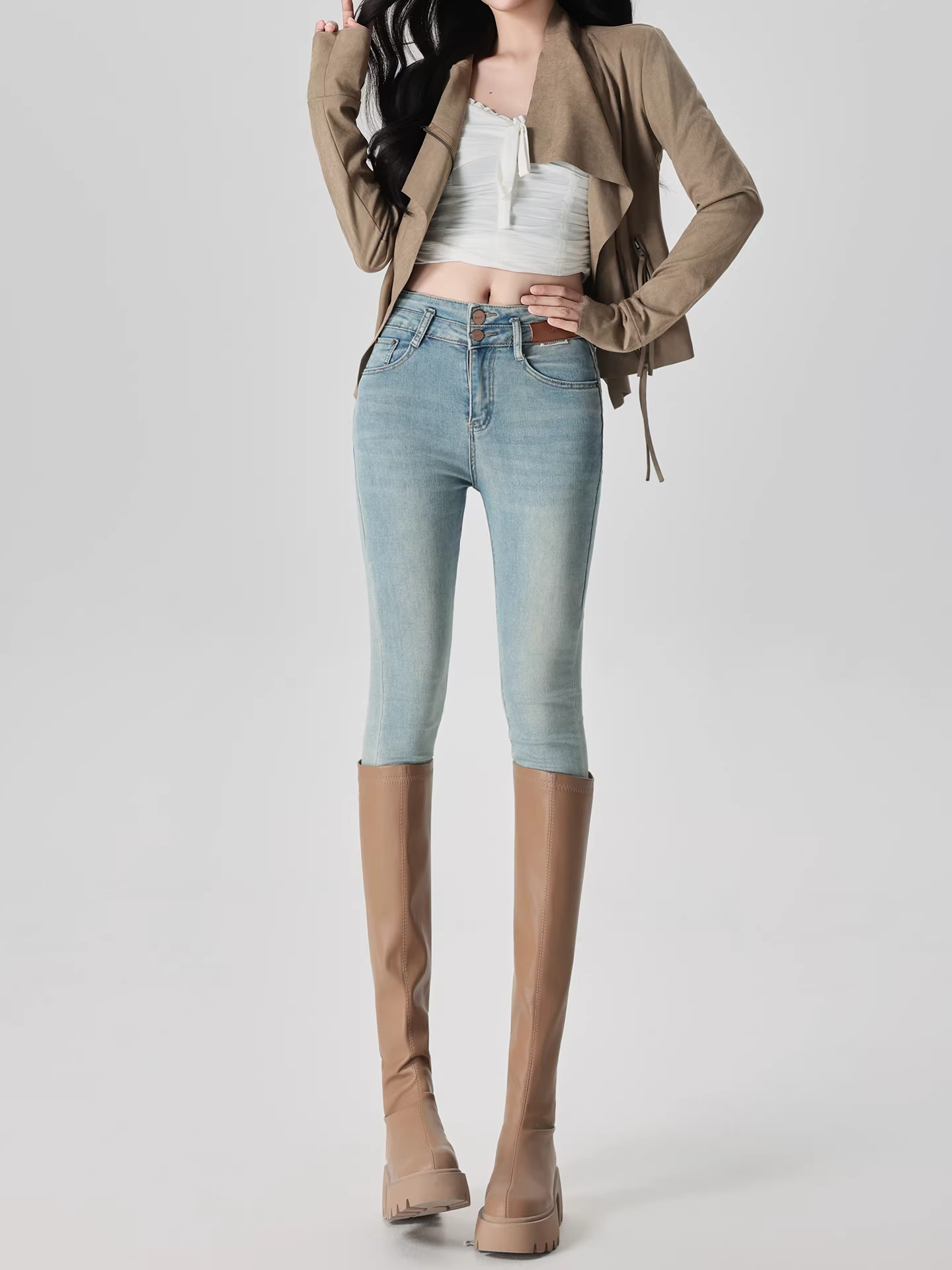 Quần jean skinny kiểu Mỹ màu sáng La Chapelle dành cho nữ, mẫu mới thu đông 2025, dáng ôm nhỏ nhắn