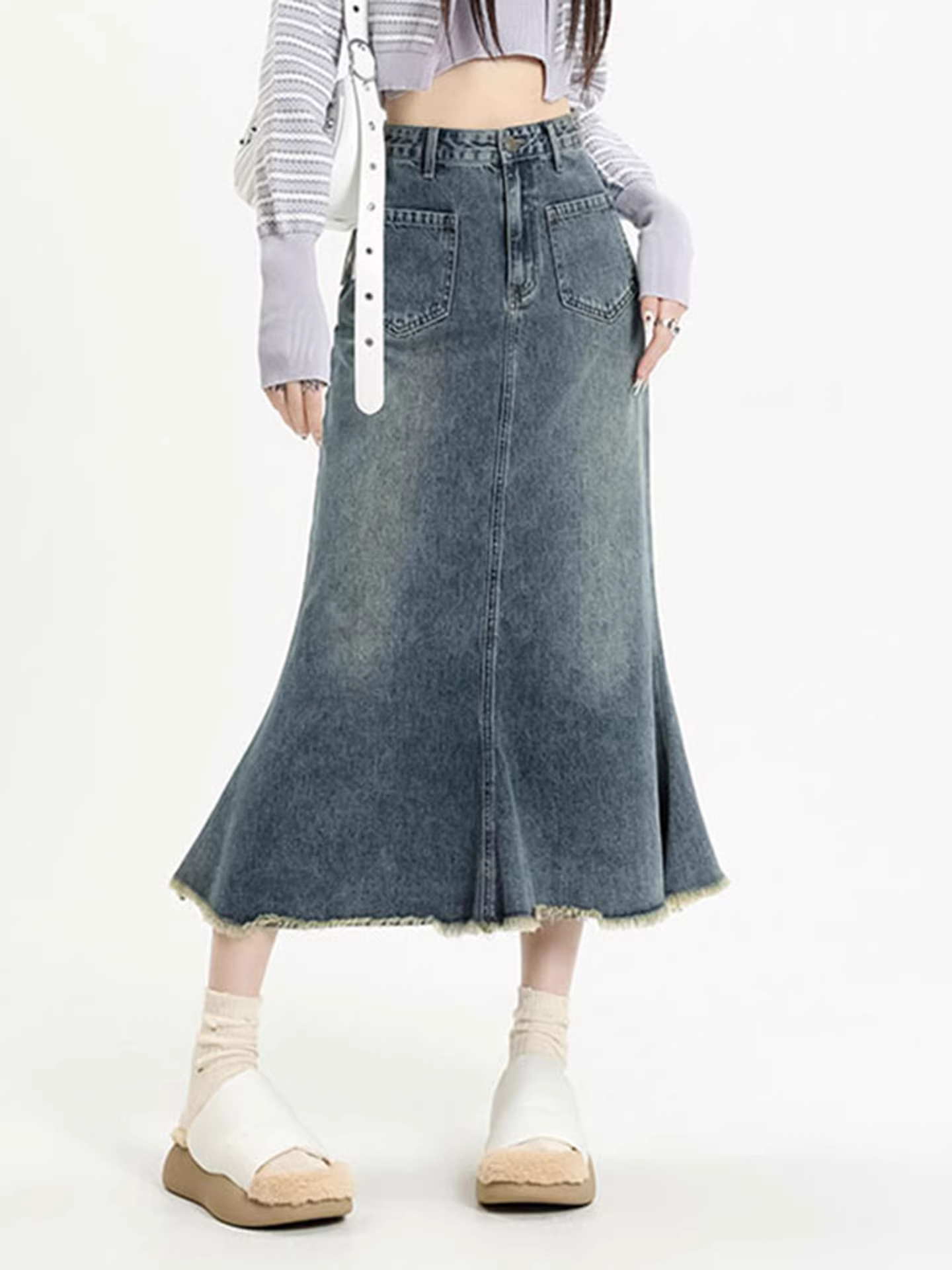 Váy denim retro La Chapelle dành cho nữ, mẫu mới thu đông 2025, dáng nhỏ nhắn, cạp cao, kiểu chữ A ôm sát, đuôi cá