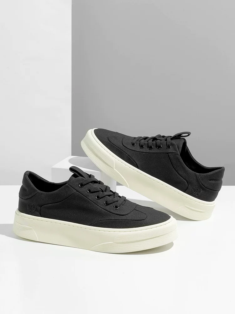 Giày vải đế dày lá phong cho nam, giày nam tăng chiều cao, giày thể thao nam thoáng khí, giày thời trang mới cho học sinh, giày thường ngày cho mùa thu.