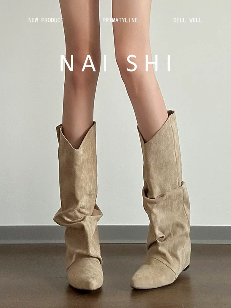 Phiên bản da cừu! Giày cao bồi miền Tây màu nâu, kiểu dáng đa năng, phong cách đất hoang, giày cao cổ xếp tầng dành cho nữ, tăng chiều cao, thon gọn, kiểu cổ điển.