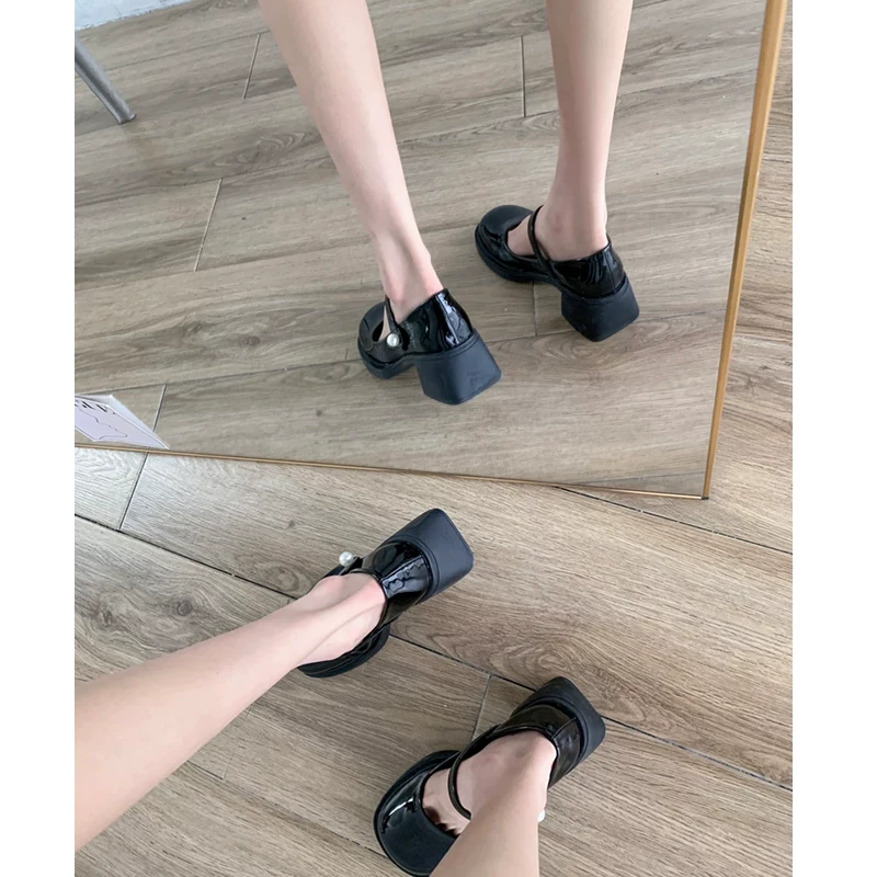 Phiên bản da bò! Giày Mary Jane cổ điển dành cho nữ với dây đeo ngọc trai, giày cao gót kiểu Pháp, miệng giày nông, gót thô, gót trung bình.