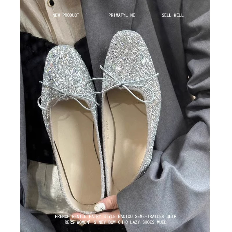 Phiên bản da cừu! Giày bệt đính sequin bạc dành cho nữ, phối cùng váy, giày ba lê nơ, giày lười đế thấp.