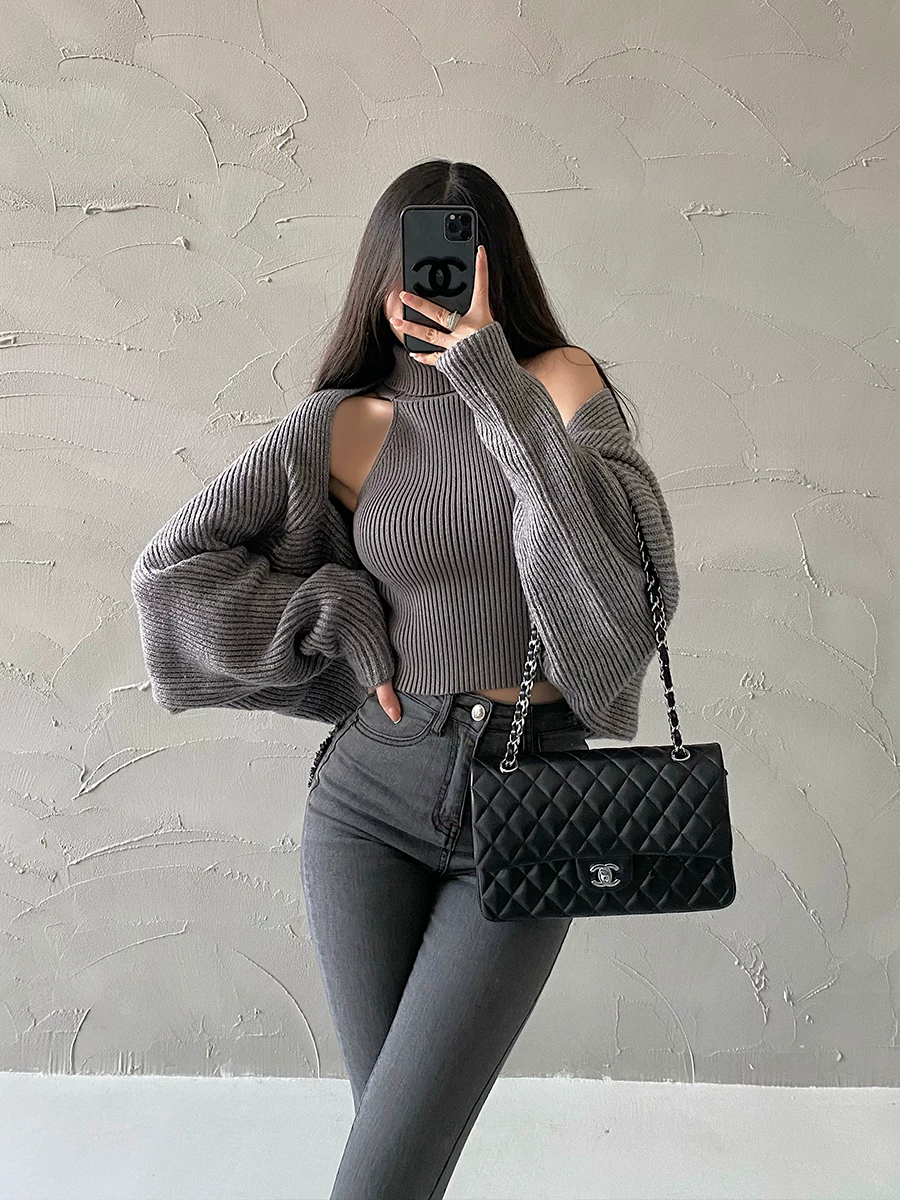 Áo thun nữ tay sát nách cổ cao ôm sát gợi cảm YoungGirlDay, chất liệu dệt kim, kiểu dáng trẻ trung quyến rũ.