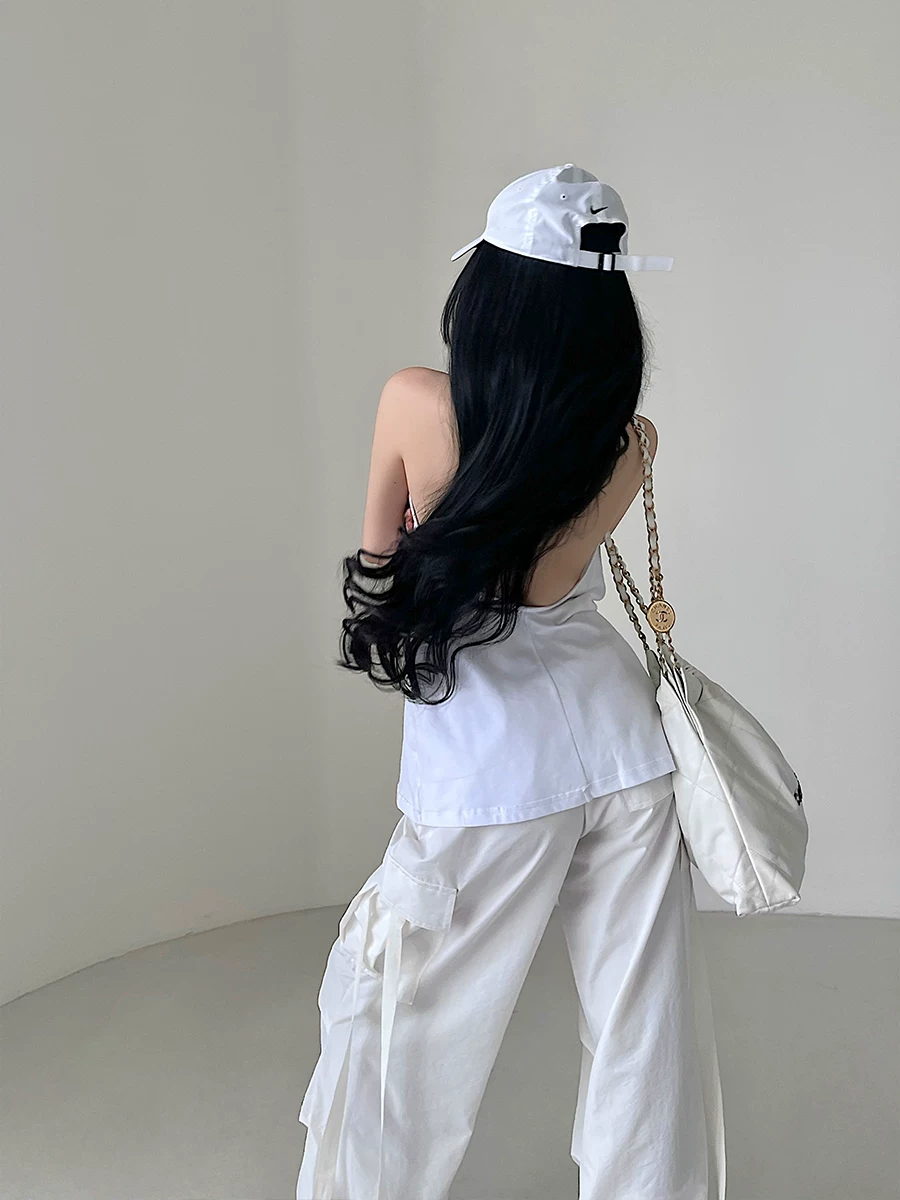 YoungGirlDay Áo ba lỗ cổ yếm không tay kiểu Mỹ gợi cảm, hở lưng, dáng rộng, giúp thon gọn cơ thể, phong cách thể thao giản dị.
