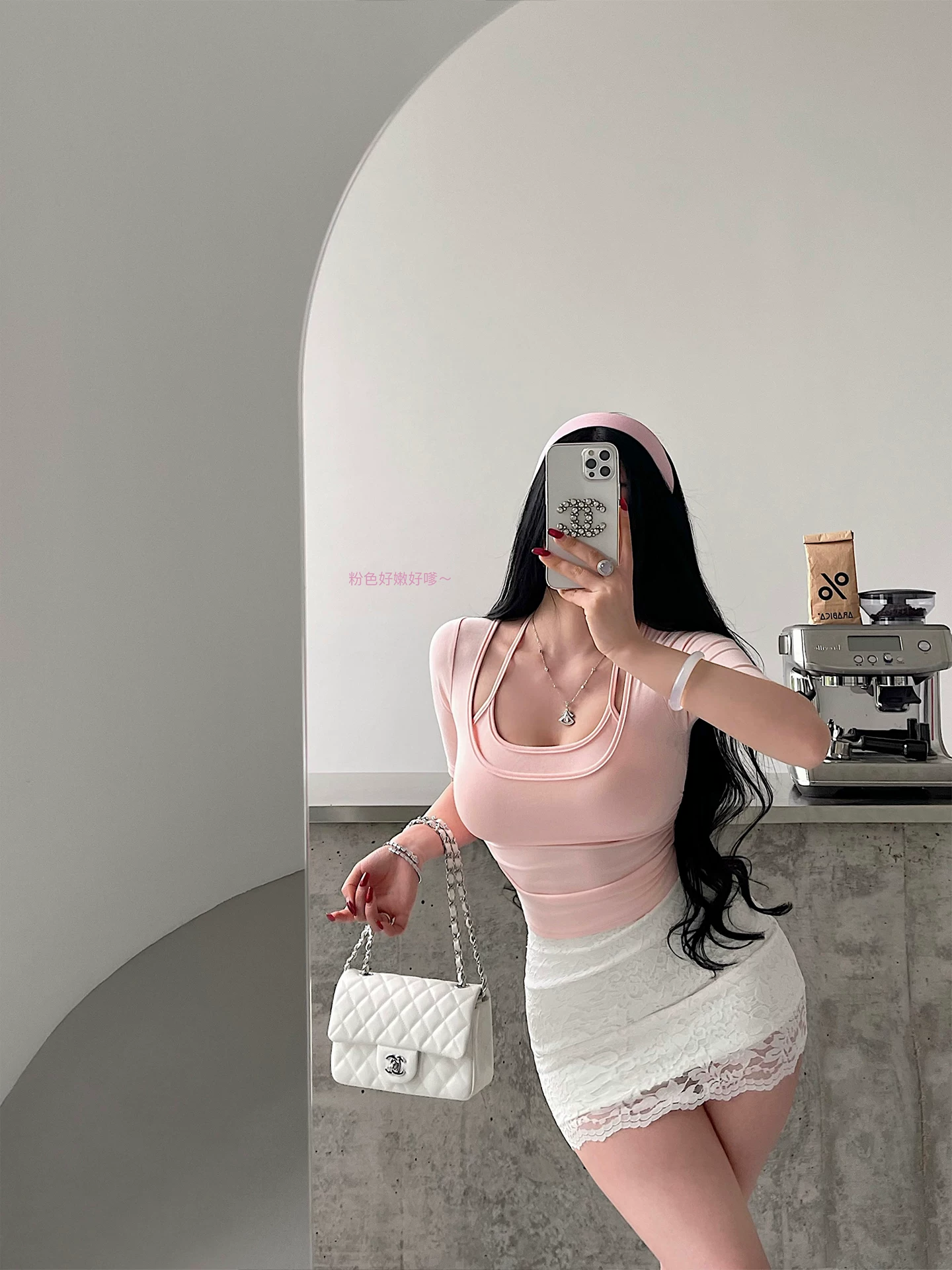 YoungGirlDay Pure Desire Style Gợi cảm xếp nếp eo thon gọn giữa tay áo giả hai mảnh buộc dây cổ áo thun cổ yếm.