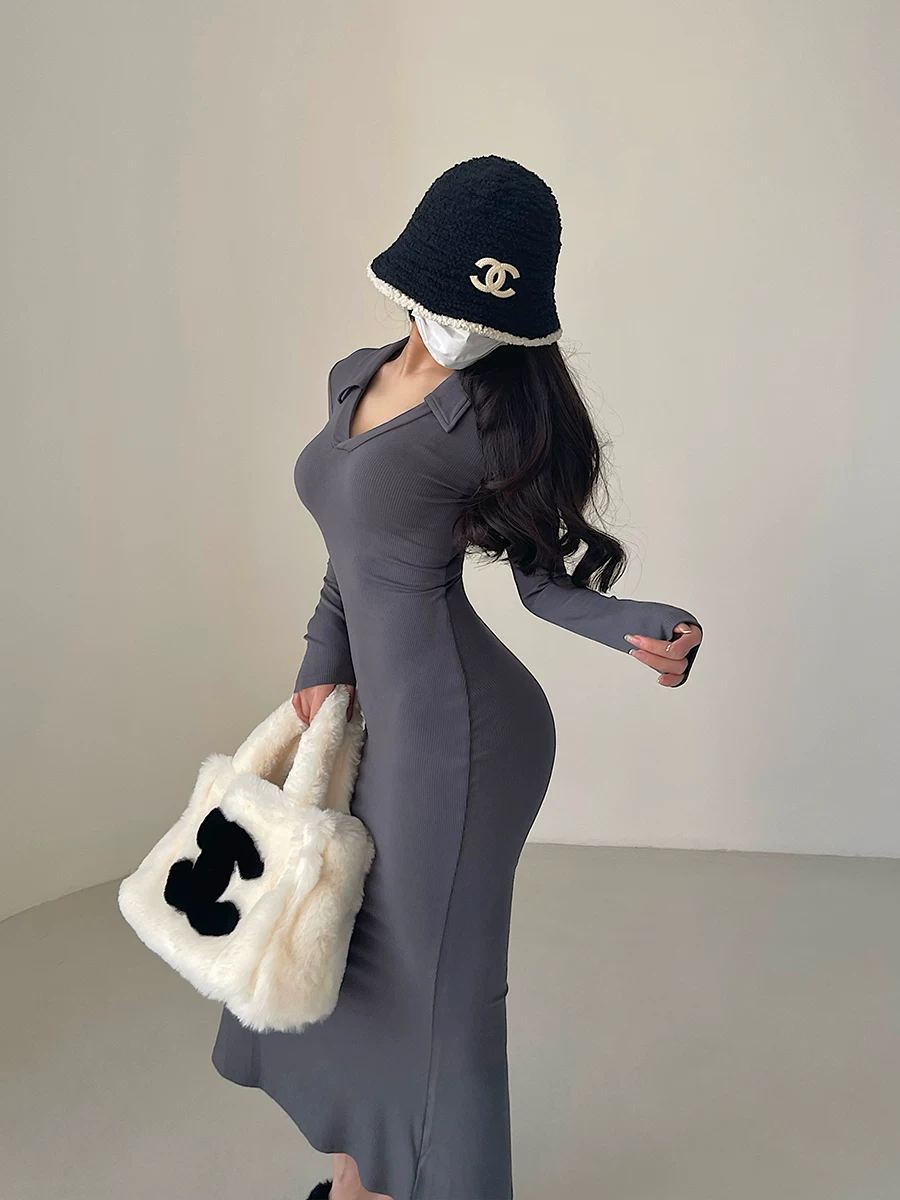 YoungGirlDay Váy đuôi cá ôm sát cổ chữ V gợi cảm, tay dài, ôm sát cơ thể.
