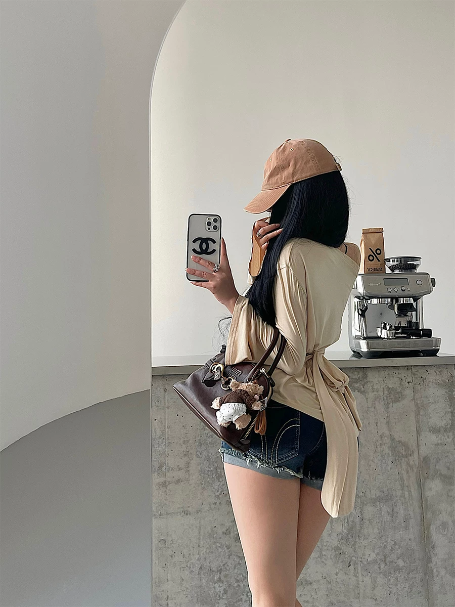 YoungGirlDay Pure Desire Phong cách lười biếng gợi cảm lệch vai dáng rộng giảm béo thắt eo tay áo loe Áo thun hàng đầu