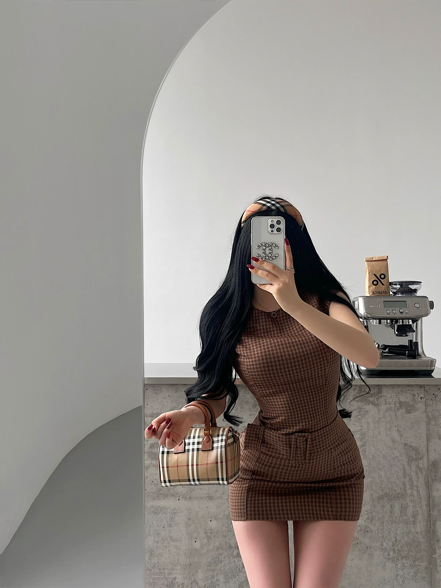 YoungGirlDay phong cách retro thuần khiết gợi cảm thắt lưng ôm eo váy ôm sát kẻ sọc váy ngắn