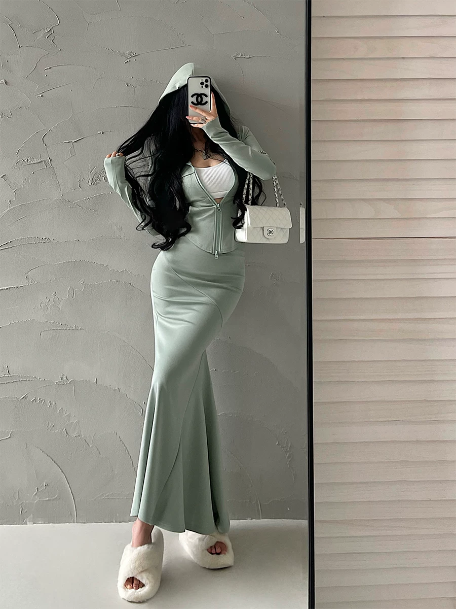 YoungGirlDay pure Desire Sweet Girl Áo cardigan có mũ trùm đầu có khóa kéo, bộ váy đuôi cá cạp cao không đều ôm hông