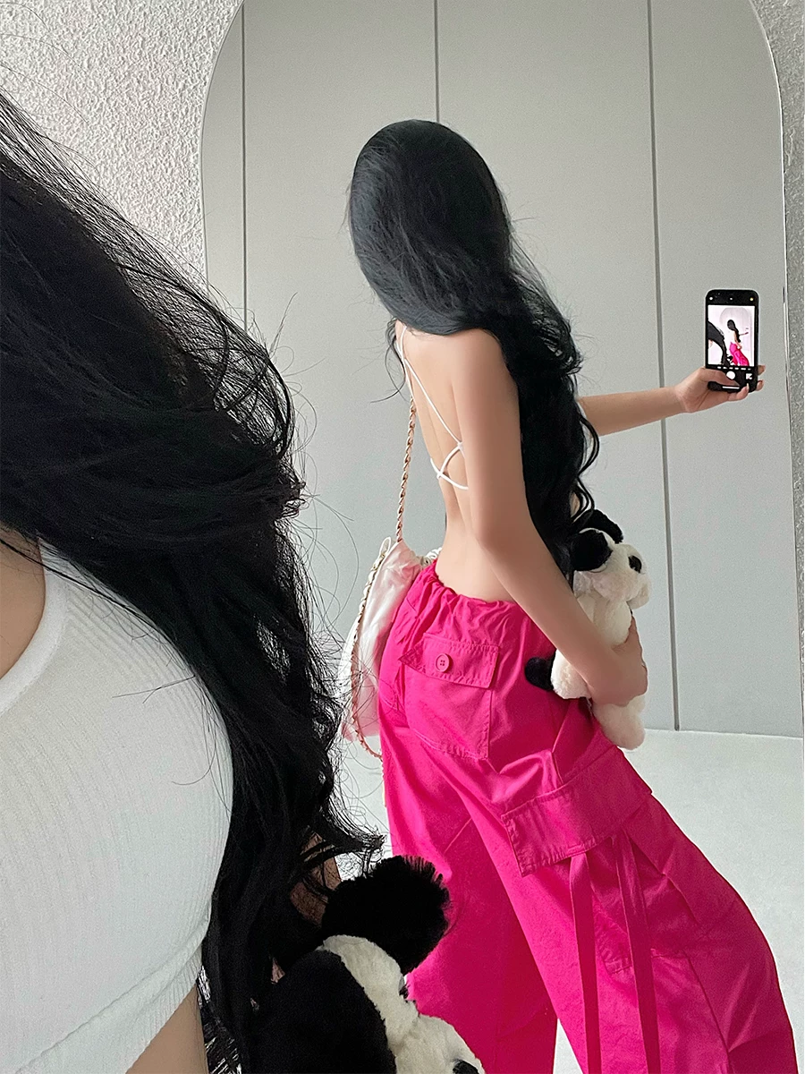 Áo crop top ngắn kiểu hot girl YoungGirlDay, ôm sát, gợi cảm, hở lưng, dây chéo, có mút ngực.