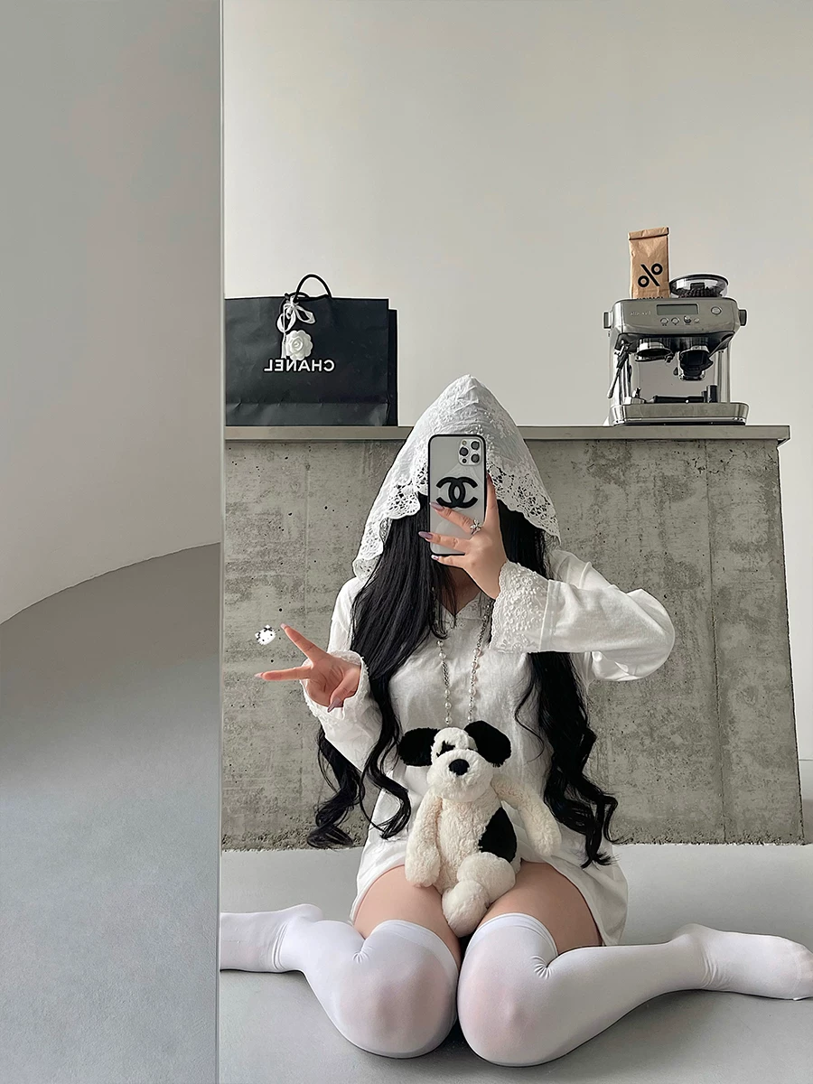 YoungGirlDay Pure Desire Style Ren Chắp vá có mũ trùm đầu Áo thun dài tay dáng rộng giảm béo dành cho nữ.