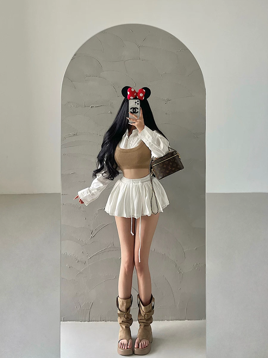 YoungGirlDay Chân váy mini xếp ly viền ren cạp cao kiểu Jennie chống lộ hàng