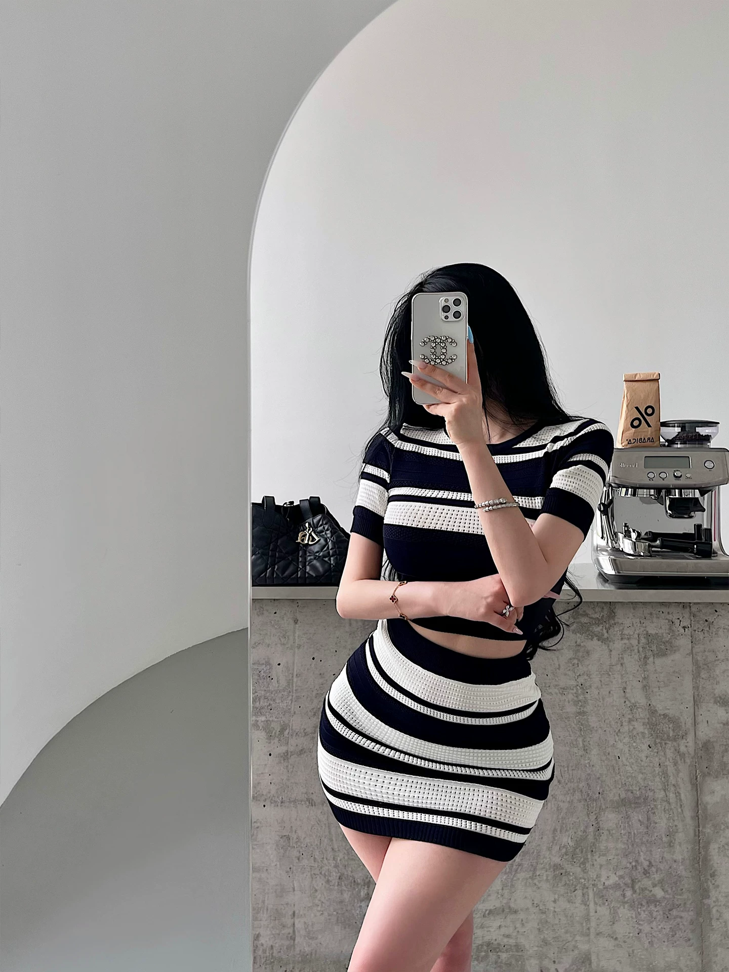 YoungGirlDay phong cách thuần khiết gợi cảm áo sọc ngắn tay gợi cảm váy ôm hông cạp cao bộ đồ dệt kim