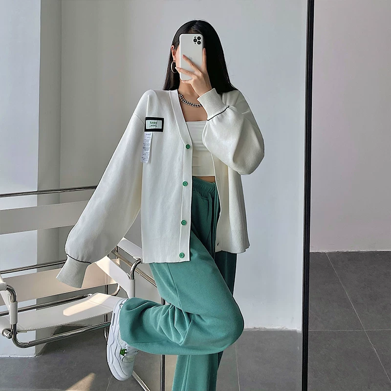YoungGirlDay Áo khoác cardigan dệt kim cổ chữ V dáng rộng phong cách retro của Mỹ có nhãn hiệu áo khoác len dài tay dành cho nữ