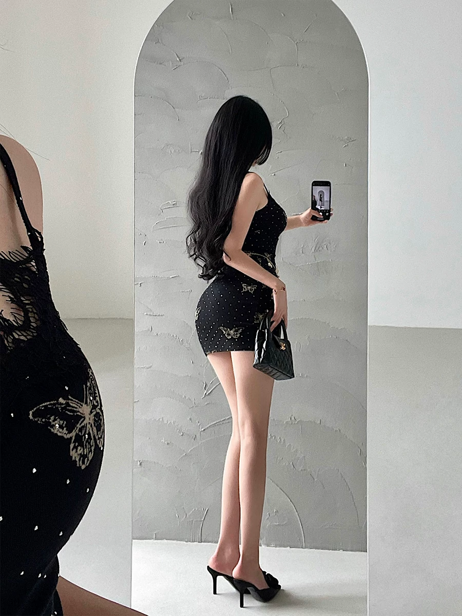 YoungGirlDay khao khát thuần khiết hot girl in hình bướm đính đá sáng bóng ren treo váy váy ngắn ôm sát hông