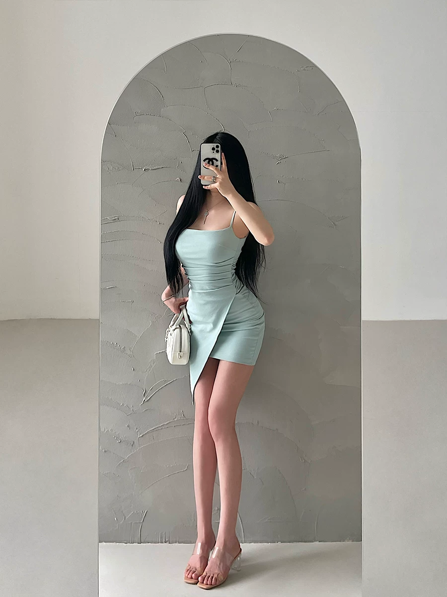YoungGirlDay khao khát thuần khiết gợi cảm ôm sát eo có dây đeo spaghetti ôm sát cơ thể không đều váy ngắn