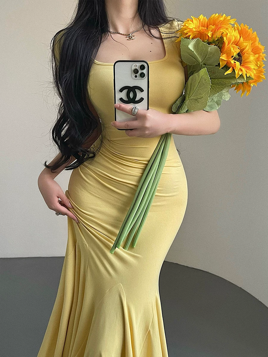 YoungGirlDay Pure Desire Atmosphere Váy ngắn tay xếp ly ôm sát eo Váy dài kiểu nàng tiên cá