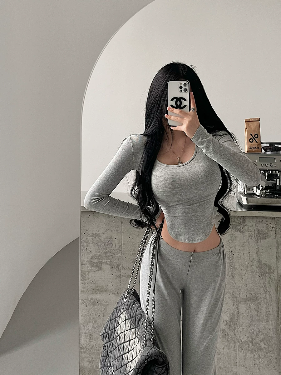 Áo thun cơ bản YoungGirlDay kiểu dáng cơ bản, ôm sát, vạt cong, ôm eo, tay dài