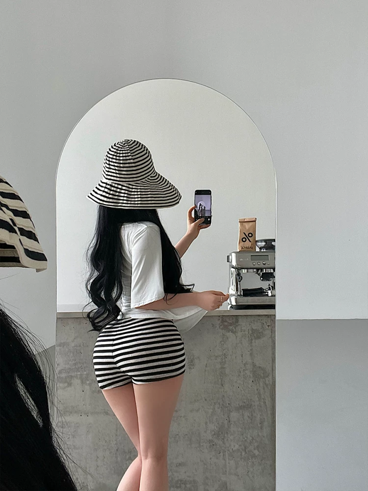 YoungGirlDay khao khát thuần khiết hot girl gợi cảm eo thấp dây rút co giãn ôm hông sọc thể thao quần short giản dị quần short nóng bỏng