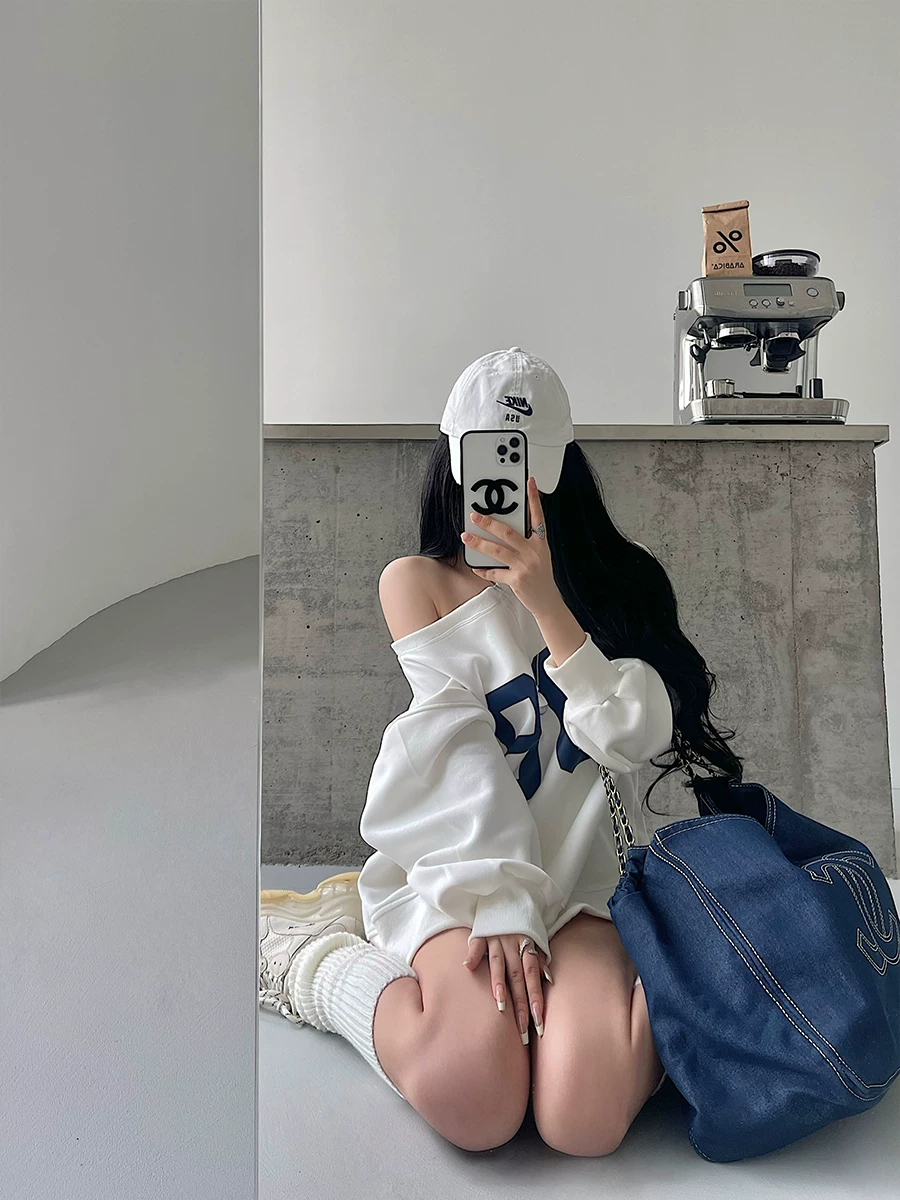 YoungGirlDay Áo nỉ in họa tiết lệch vai kiểu Mỹ thời trang thoải mái, dáng rộng, tôn dáng, hợp thời trang