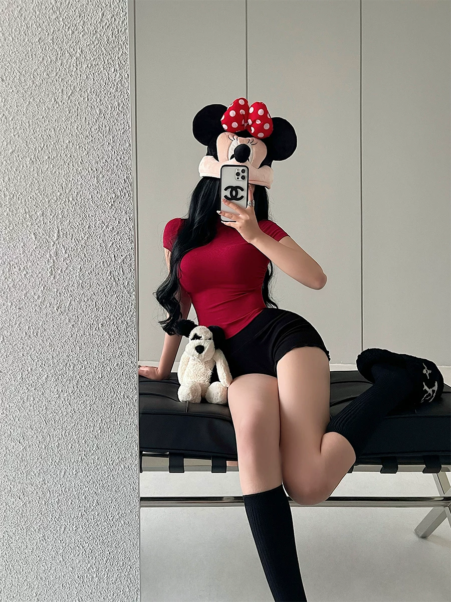 YoungGirlDay Pure Desire sexy slim fit cổ cao xếp ly viền cong áo thun ngắn tay dành cho nữ