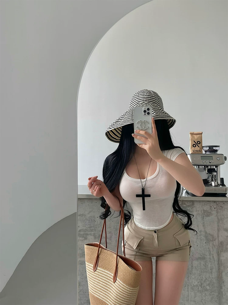 YoungGirlDay pure Desire vibe gợi cảm cổ chữ V ôm sát eo thon gọn màu trơn hơi xuyên thấu áo thun ngắn tay